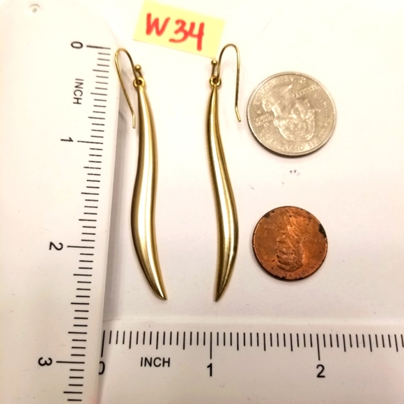 #W34 RARE New Nordstrom brushed gold "Forge Ahead" Wavy Fish Hook Earrings - Picture 4 of 10